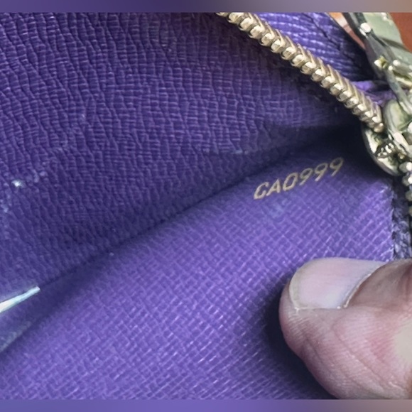 Louis Vuitton epi leather Sarah Portefeuille long wallet - Picture 13 of 13